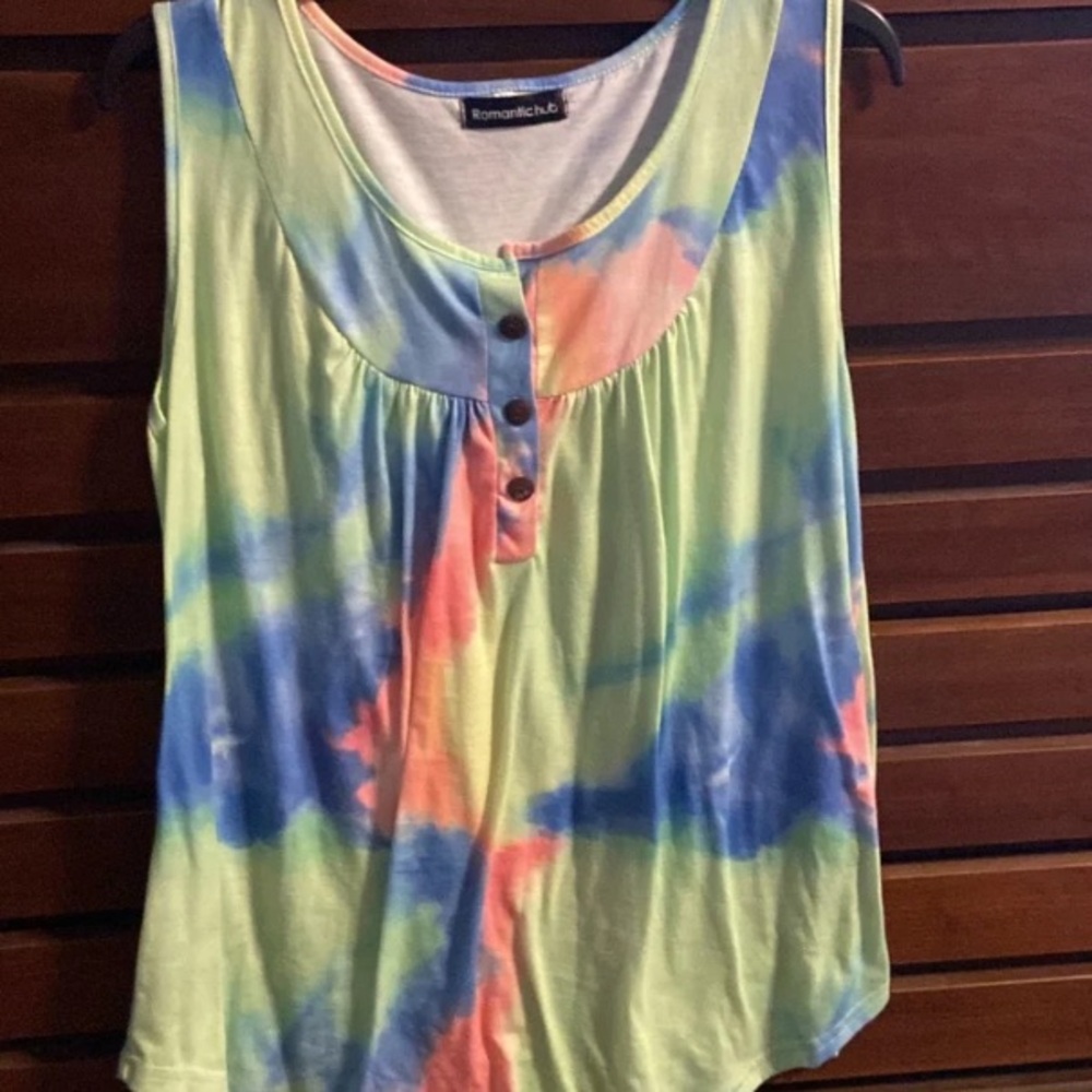 Sleeveless top